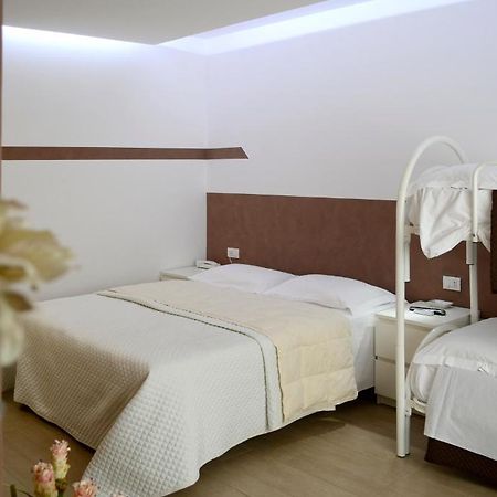 B&B Dimora Silvestri Поліньяно-а-Маре Номер фото